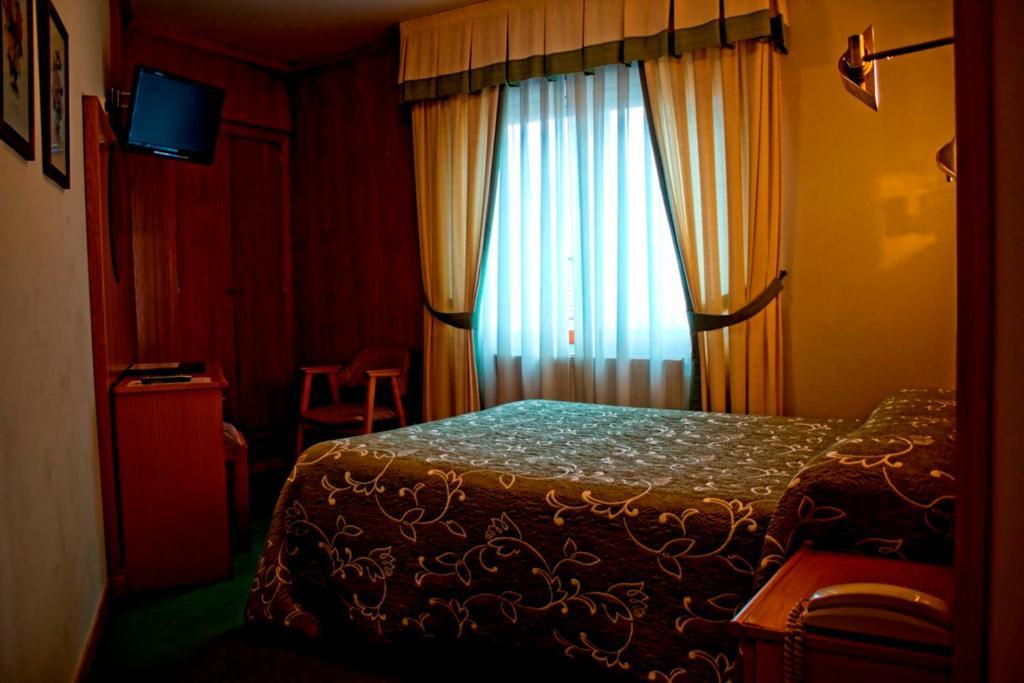 Hotel Ramos Silleda Pokoj fotografie