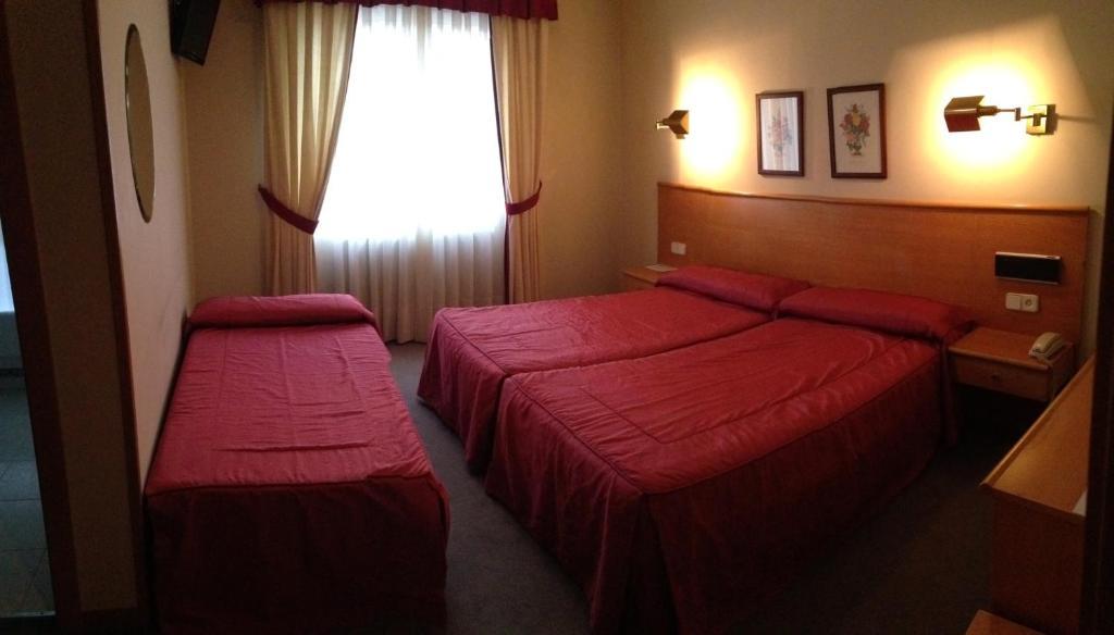 Hotel Ramos Silleda Pokoj fotografie